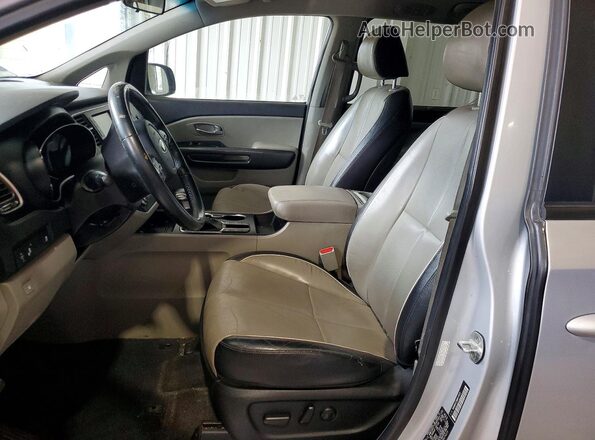 KNDMB5C13M6674515 2021 KIA SEDONA Silver წინა პანელის ხედი