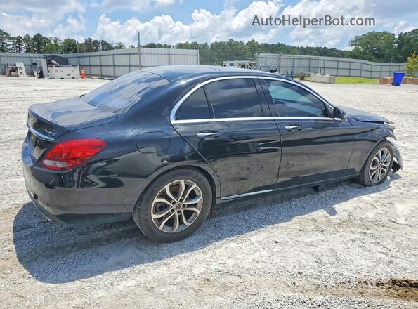 55SWF4KB2HU213493 2017 MERCEDES-BENZ C-CLASS Black Передня права чверть