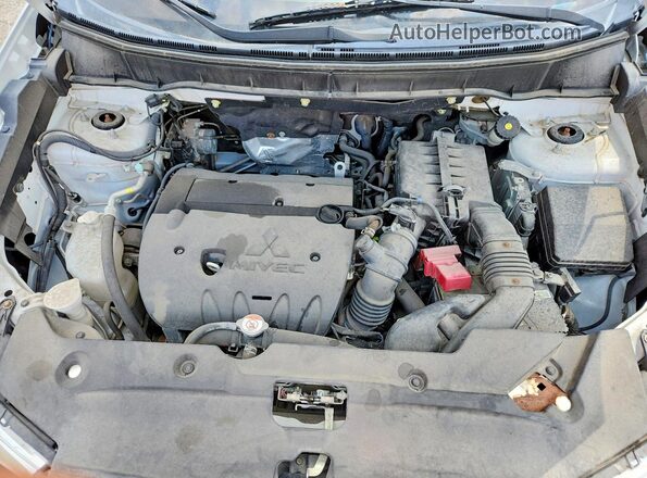 JA4AP4AUXKU002613 2019 MITSUBISHI OUTLANDER White Vista de la etiqueta del VIN