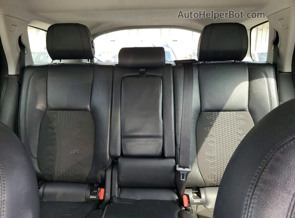 SALCP2FXXKH786685 2019 LAND ROVER DISCOVERY Черный Вид задней части салона