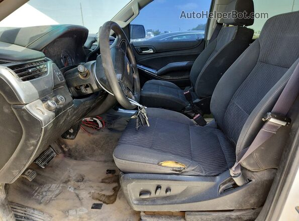 1GNSKFEC9HR271386 2017 CHEVROLET TAHOE White Dashboard view