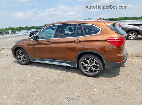 WBXHU7C3XH5H32940 2017 BMW X1 Brown Задня права чверть