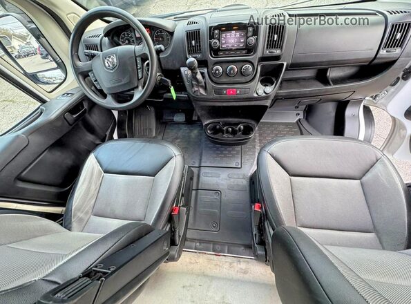 3C6TRVCG7KE562875 2019 RAM PROMASTER White ხელსაწყოთა პანელის ხედი