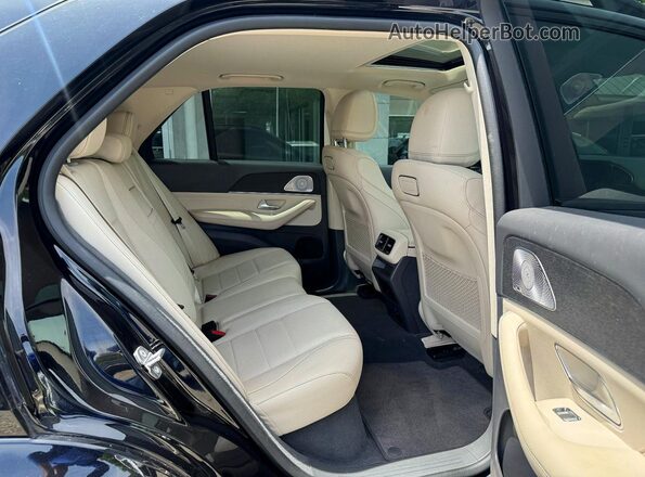 4JGFB4KB5LA073868 2020 MERCEDES-BENZ GLE-CLASS Black Вид салону спереду