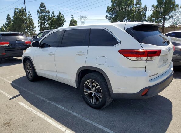 5TDZARFH8HS030121 2017 TOYOTA HIGHLANDER White Rear right