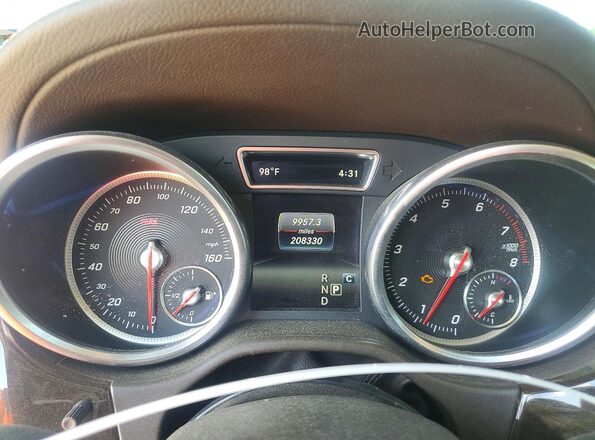 4JGDF6EE9HA835099 2017 MERCEDES-BENZ GLS White Հետևի նստատեղերի տեսք