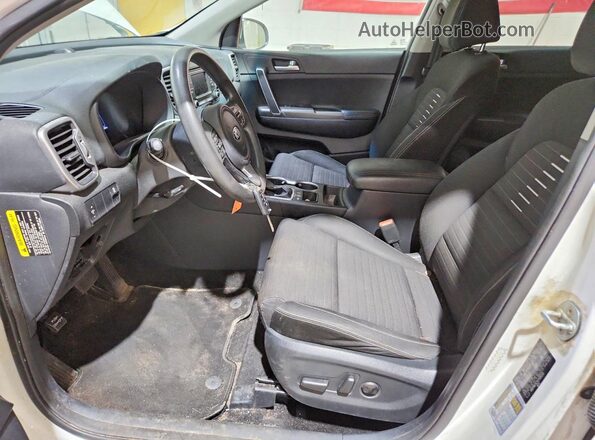 KNDPMCAC1H7035212 2017 KIA SPORTAGE White Առջևի վահանակի տեսք