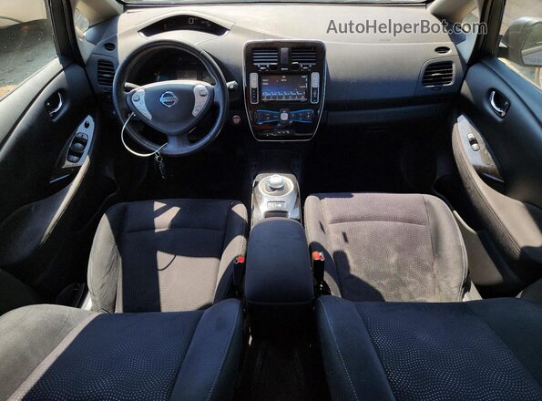 1N4BZ0CP5GC313857 2016 NISSAN LEAF Gray ხელსაწყოთა პანელის ხედი