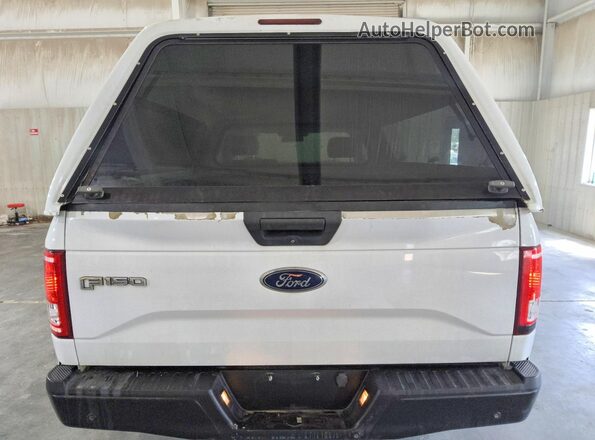 1FTMF1C85HKD20339 2017 FORD F150 White Widok wnętrza z przodu