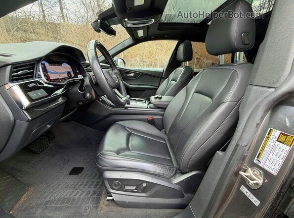 WA1BVAF19KD039112 2019 AUDI Q8 Gray Շարժիչի բաժամունքի տեսք