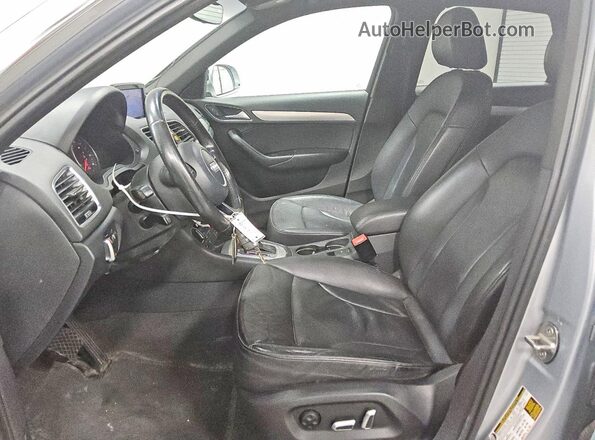 WA1EFCFS1GR006954 2016 AUDI Q3 Silver Առջևի վահանակի տեսք
