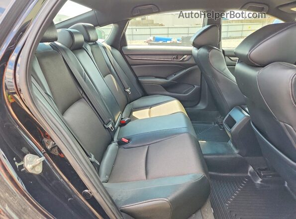 1HGCV1F33JA091980 2018 HONDA ACCORD Black Widok wnętrza z tyłu