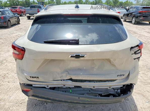 KL77LJEP2TC034104 2026 CHEVROLET TRAX Cream Вид салону спереду