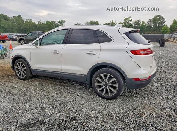 5LMCJ3C94KUL13319 2019 LINCOLN MKC Белый Задняя правая четверть