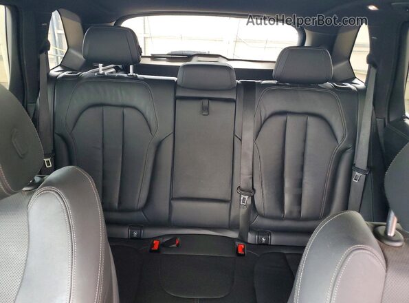 5UXCR6C54KLK85122 2019 BMW X5 Charcoal Widok wnętrza z tyłu