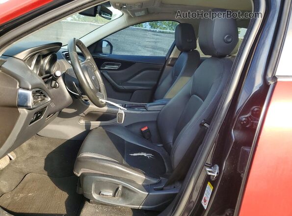 SADCS2FX2KA391757 2019 JAGUAR F-PACE Красный Вид панели приборов