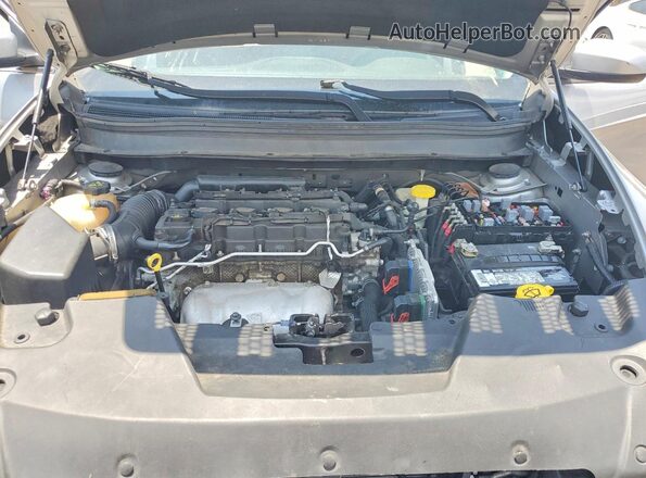 1C4PJLCB5HW650994 2017 JEEP CHEROKEE Silver Engine compartment view