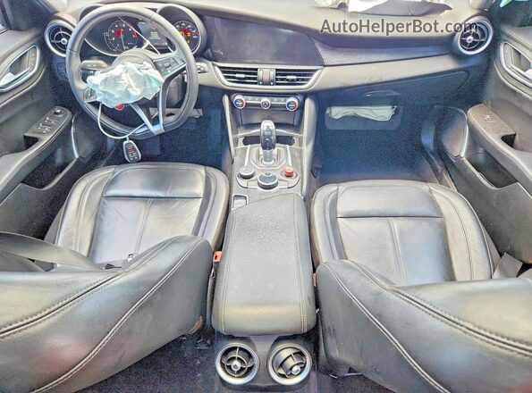 ZARFAMAN6K7599575 2019 ALFA ROMEO GIULIA White Սարքավորումների վահանակի տեսք