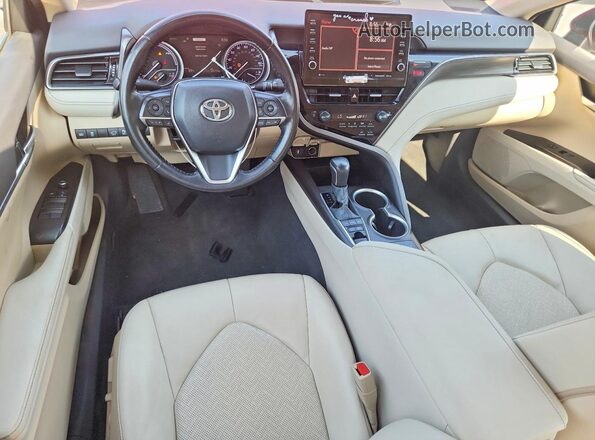 4T1F31AK7MU547266 2021 TOYOTA CAMRY Red Вид щитка приладів