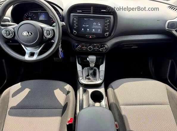 KNDJ23AU5L7098729 2020 KIA SOUL Silver Widok zestawu wskaźników