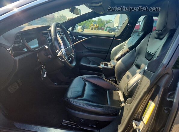 5YJSA1E13GF131125 2016 TESLA MODEL Gray Widok deski rozdzielczej