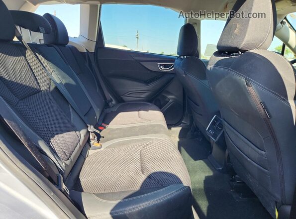 JF2SKAJC3LH412051 2020 SUBARU FORESTER Silver Vista del compartimento del motor