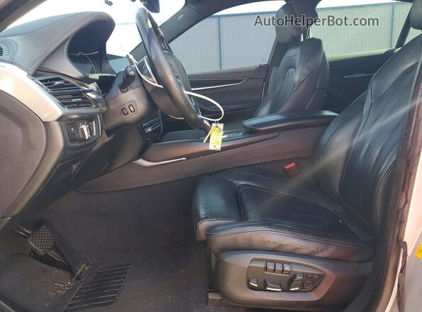 5UXKU0C51J0G80773 2018 BMW X6 Silver Widok deski rozdzielczej