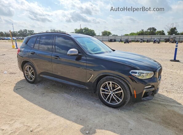 5UXTS3C56J0Y99026 2018 BMW X3 Black Widok z przodu
