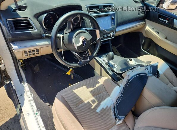 4S4BSAFC4K3220331 2019 SUBARU OUTBACK White Instrument cluster view