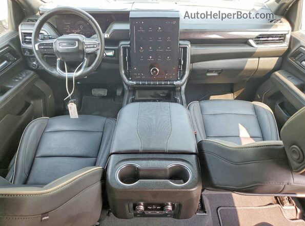 1GKS2GKD8TR179937 2026 GMC YUKON Белый Вид щитка приборов