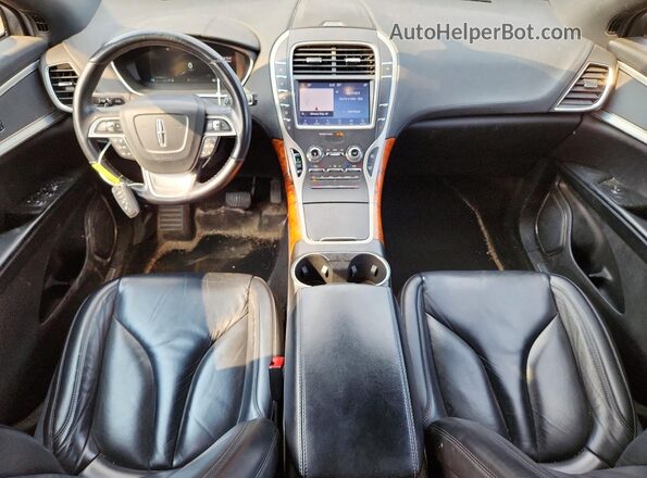 2LMPJ8J95LBL31926 2020 LINCOLN NAUTILUS Charcoal Սարքավորումների վահանակի տեսք