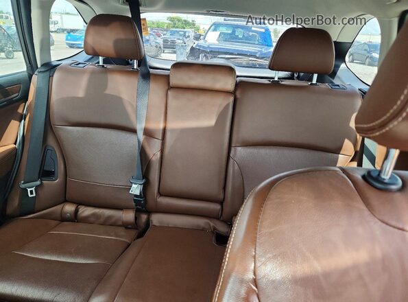 4S4BSATC1H3369874 2017 SUBARU OUTBACK Black Вид задньої частини салону