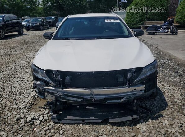 4T1B11HK4JU036992 2018 TOYOTA CAMRY White Rear view