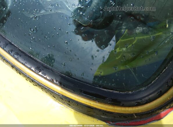 6319423 1970 VOLKSWAGEN BEETLE Yellow Widok komory silnika