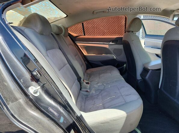 5NPD84LF1HH054035 2017 HYUNDAI ELANTRA Black Vista interior trasera