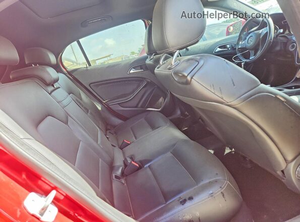 WDCTG4EB5GJ240122 2016 MERCEDES-BENZ GLA-CLASS Red ძრავის განყოფილების ხედი