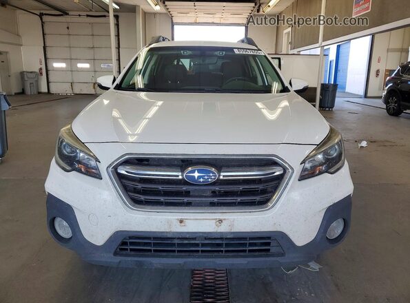 4S4BSAFC5K3374479 2019 SUBARU OUTBACK White Widok z tyłu