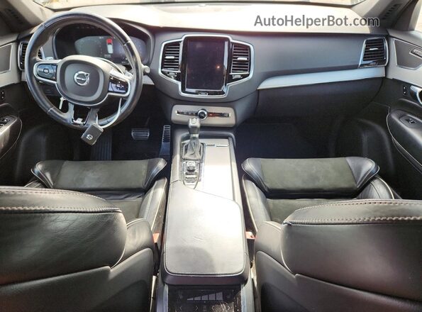 YV4A22PM9G1067085 2016 VOLVO XC90 Black Widok tylnych siedzeń