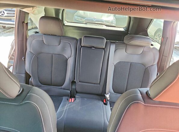 1C4RJGAG8SC370896 2025 JEEP GRAND Black უკანა სალონის ხედი