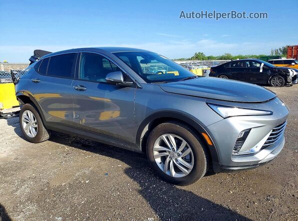 KL47LAEP3SB223569 2025 BUICK OTHER Gray Widok z przodu