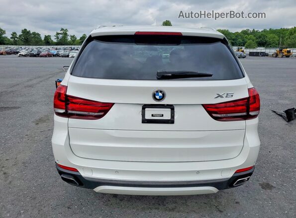 5UXKT0C32H0V95501 2017 BMW X5 White Вид салону спереду