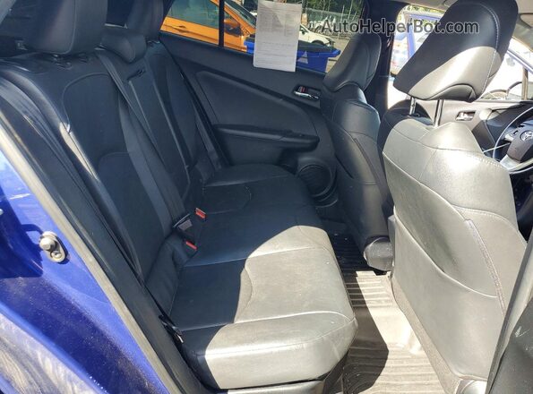 JTDKARFU2H3529187 2017 TOYOTA PRIUS Blue Engine compartment view