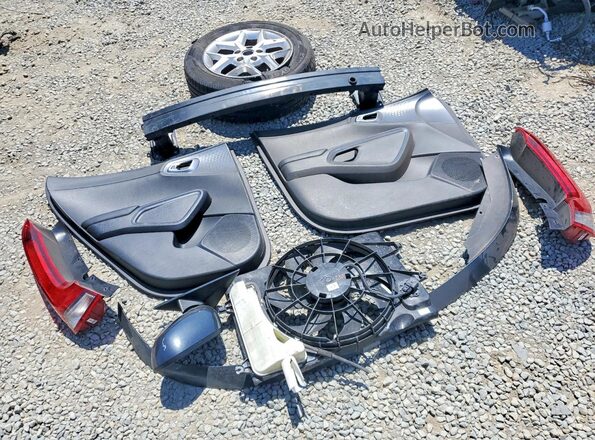 KNDJ23AU5L7096866 2020 KIA SOUL Gray Vista interior de 360 grados
