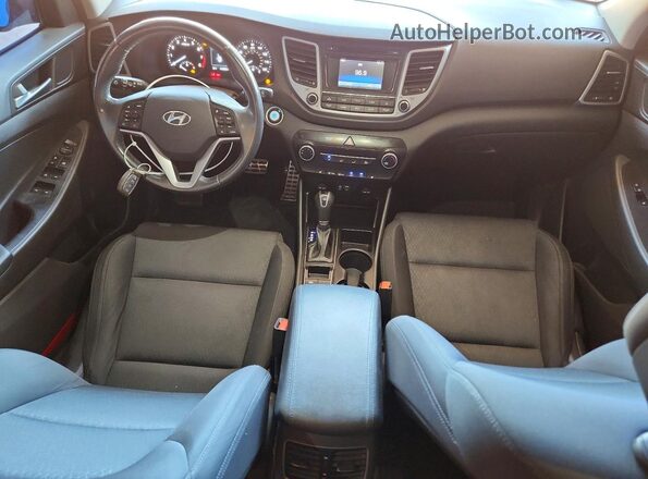 KM8J33A26HU454735 2017 HYUNDAI TUCSON Blue ხელსაწყოთა პანელის ხედი