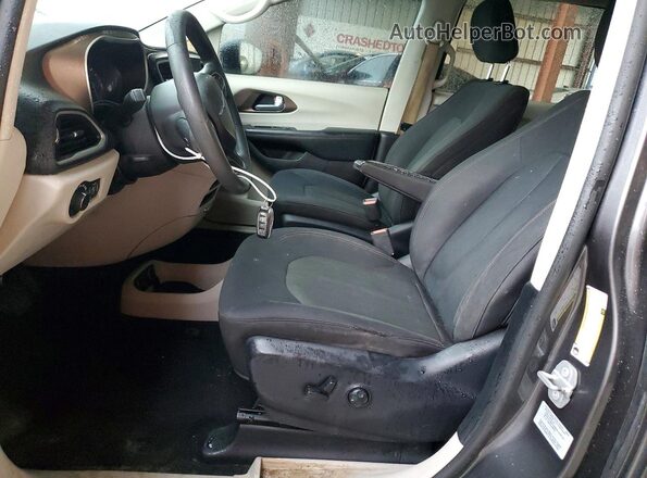 2C4RC1DG6HR503920 2017 CHRYSLER PACIFICA Black Dashboard view