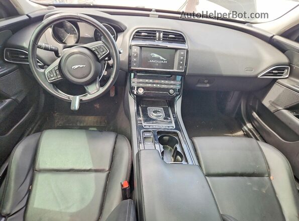 SAJAR4FX1JCP39188 2018 JAGUAR XF Black Вид щитка приладів