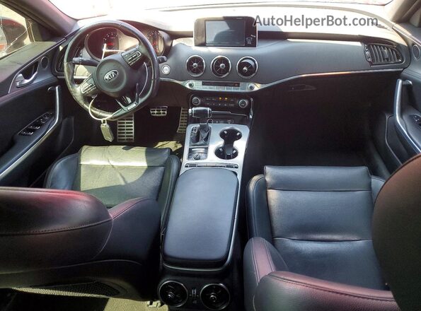 KNAE35LC6K6063939 2019 KIA STINGER Red Vista del cuadro de instrumentos