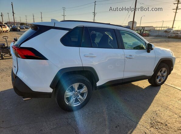 2T3W1RFV4RC268574 2024 TOYOTA RAV4 White Front right