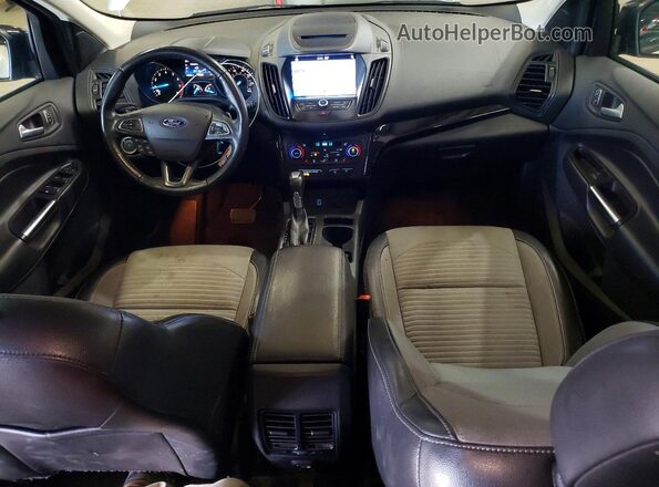 1FMCU9GDXJUB01163 2018 FORD ESCAPE Серебряный Вид щитка приборов