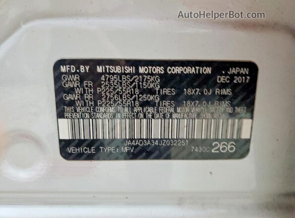 JA4AD3A34JZ032251 2018 MITSUBISHI OUTLANDER White 360 interior view